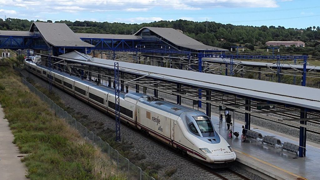 Descubre cómo llegar al Camp de Tarragona: guía práctica y consejos útiles